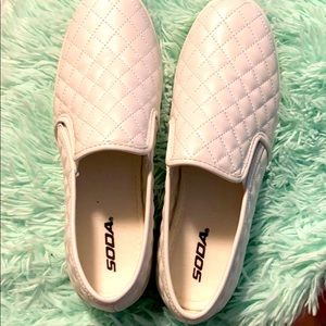 Soda Lucy Avenue slip on shoe